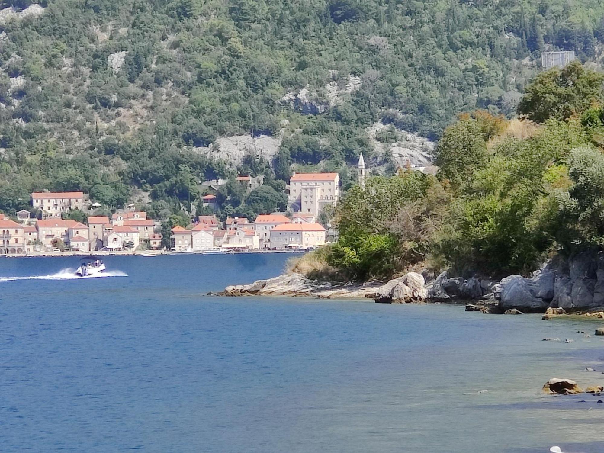 Miro Guesthouse Tivat Luaran gambar