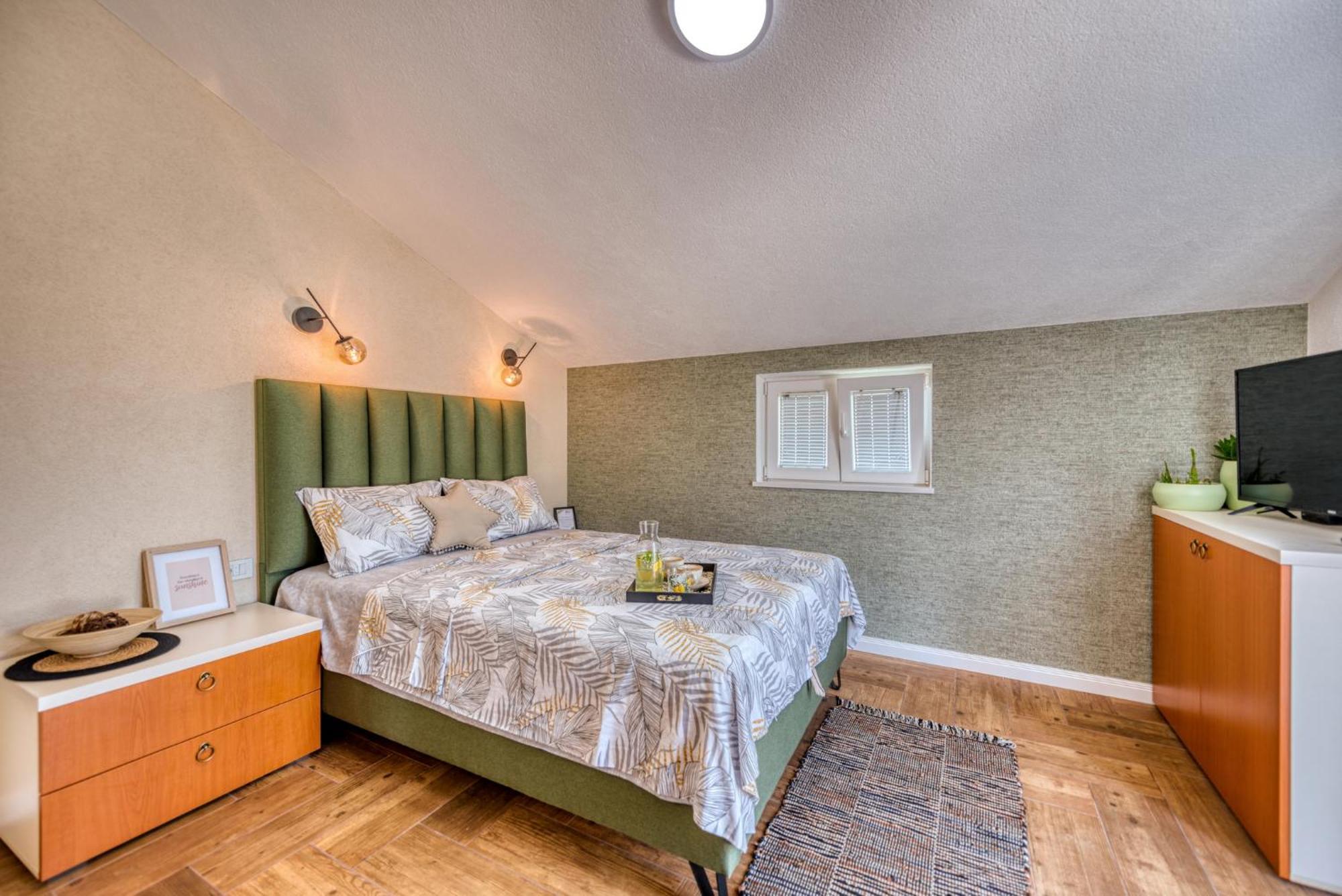 Miro Guesthouse Tivat Bilik gambar