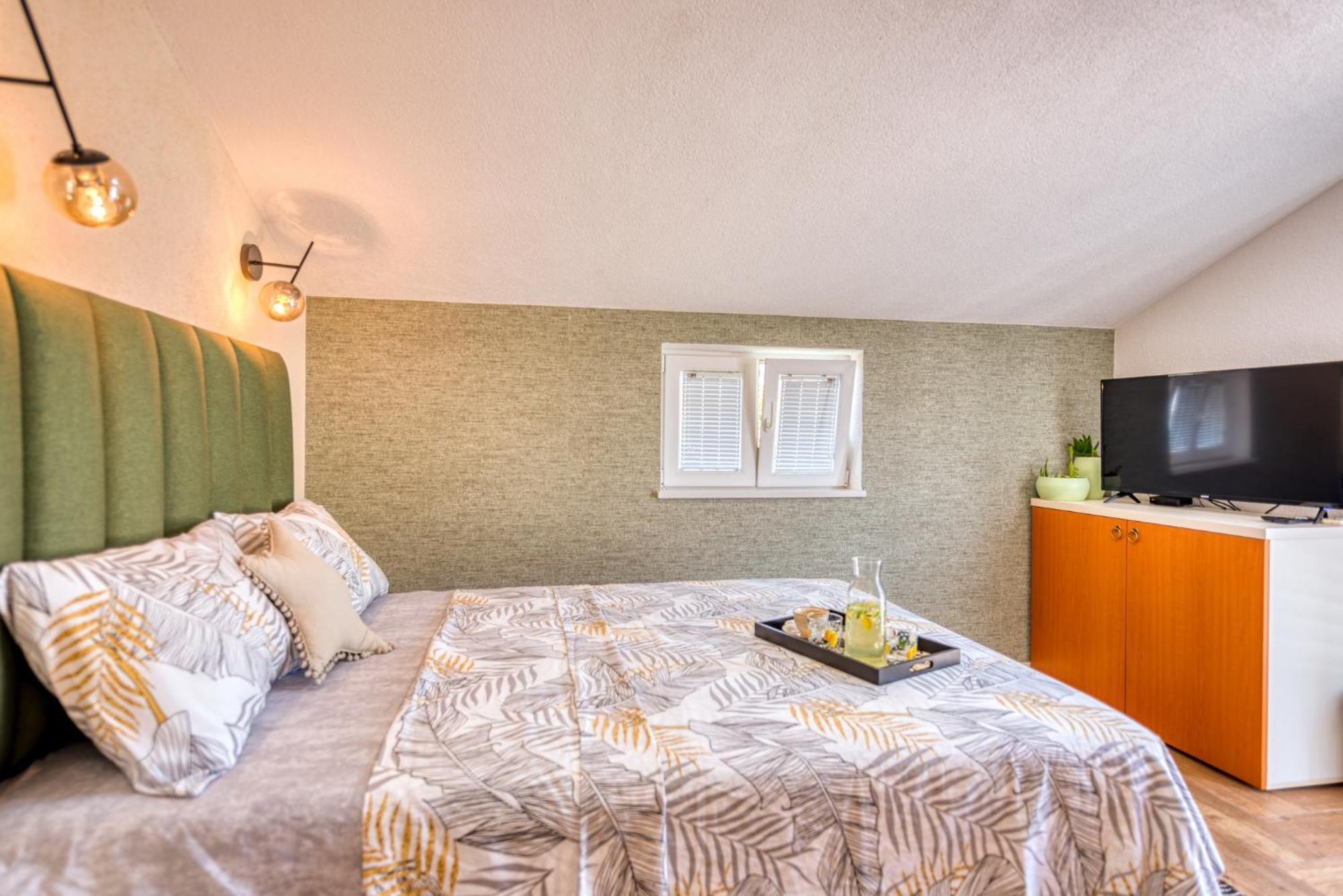 Miro Guesthouse Tivat Bilik gambar
