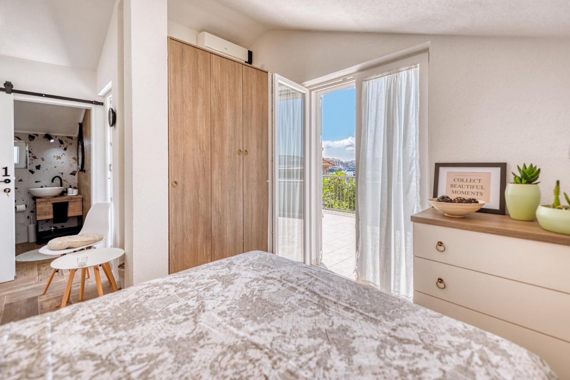 Miro Guesthouse Tivat Luaran gambar