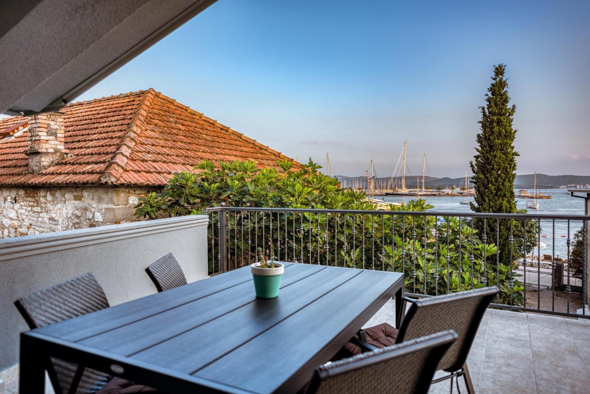 Miro Guesthouse Tivat Luaran gambar