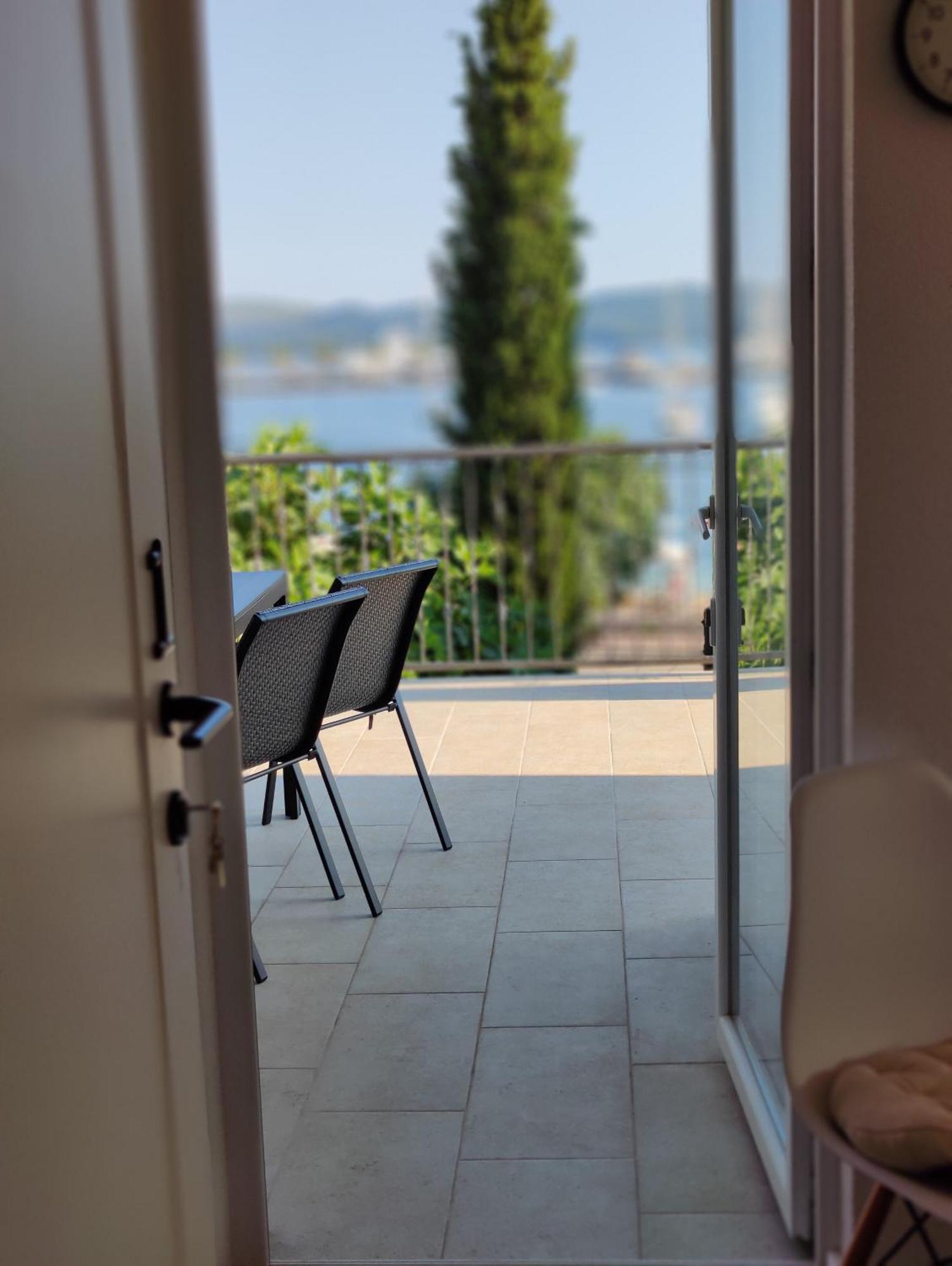 Miro Guesthouse Tivat Luaran gambar