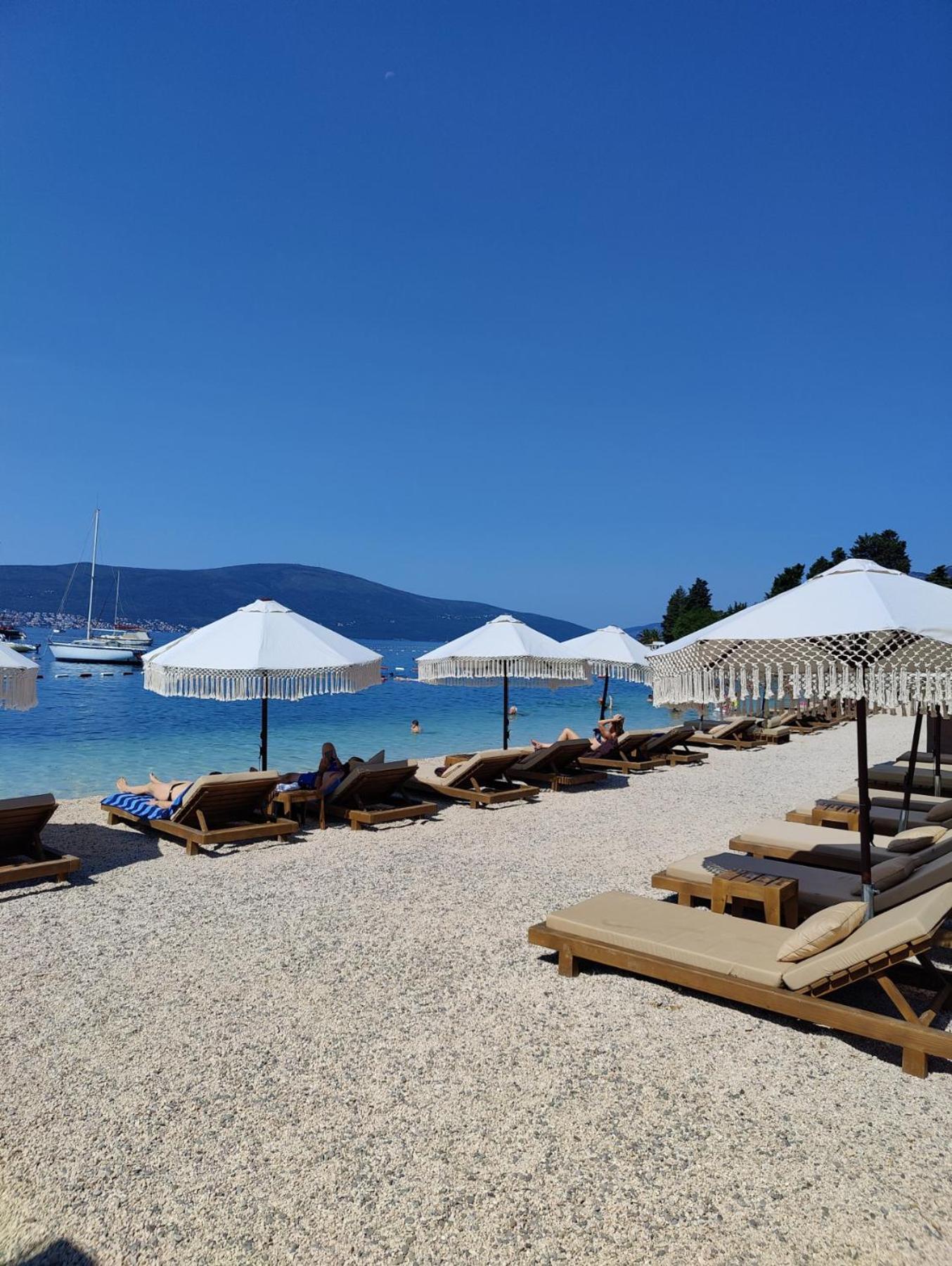 Miro Guesthouse Tivat Luaran gambar