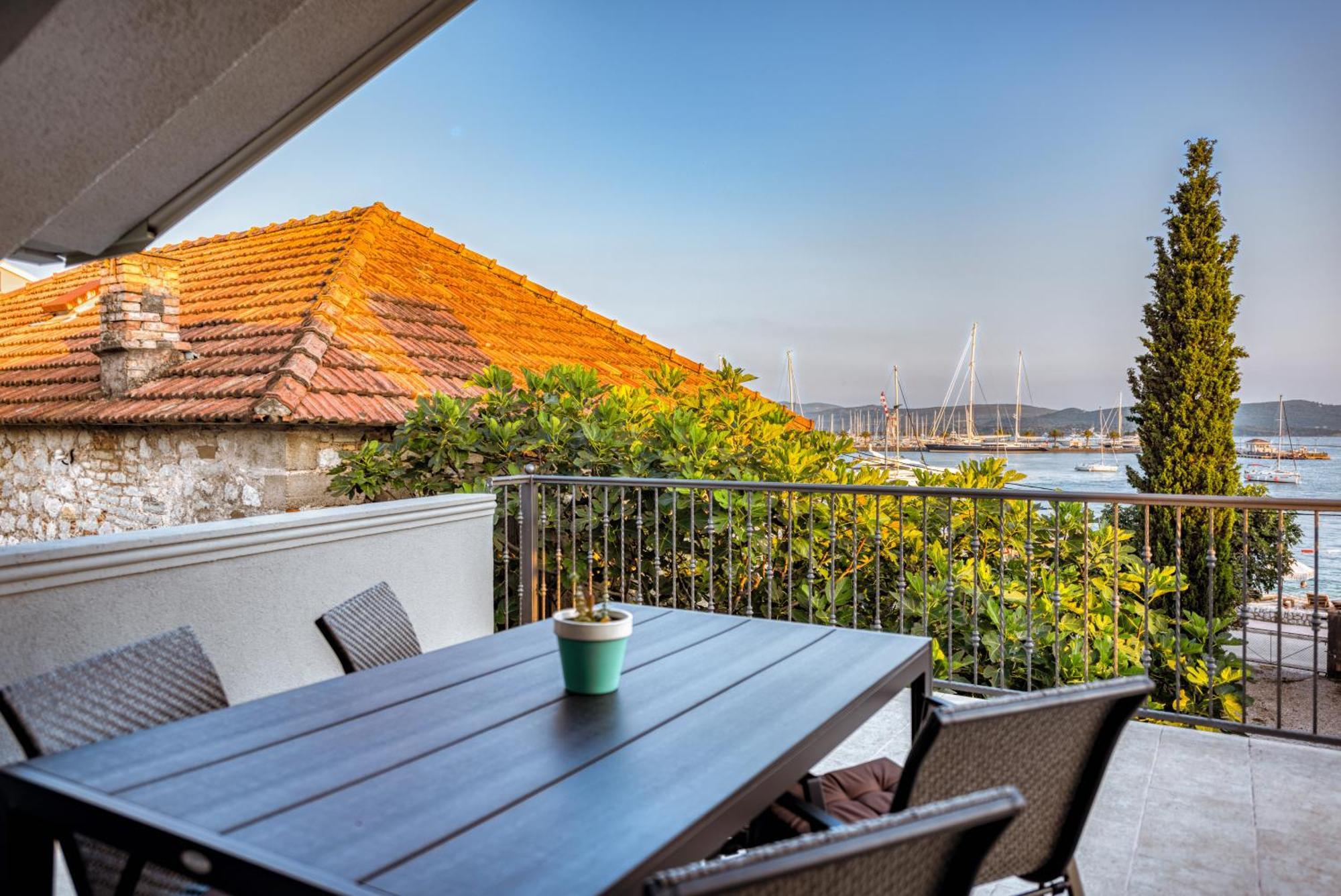 Miro Guesthouse Tivat Bilik gambar