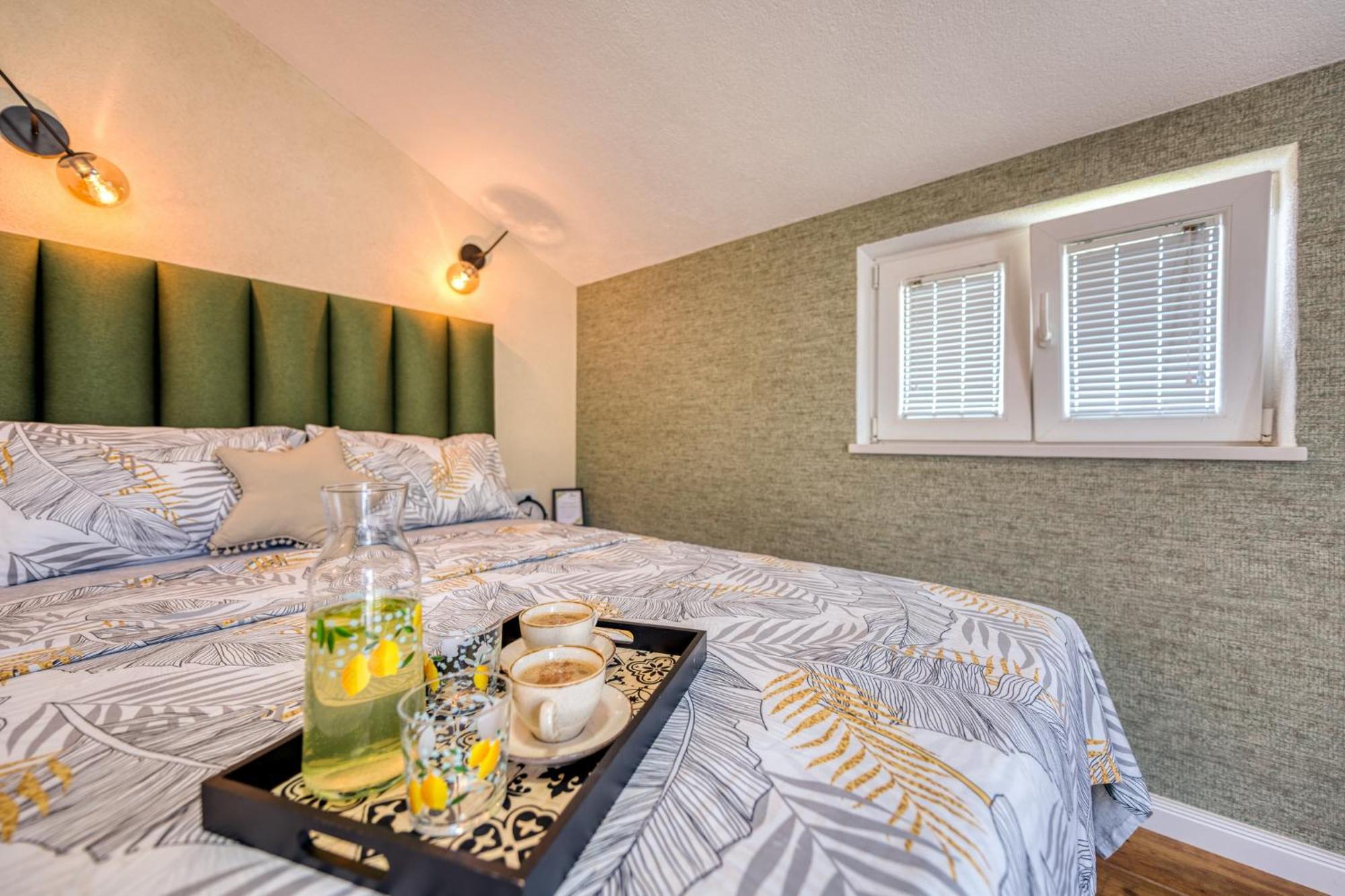 Miro Guesthouse Tivat Bilik gambar