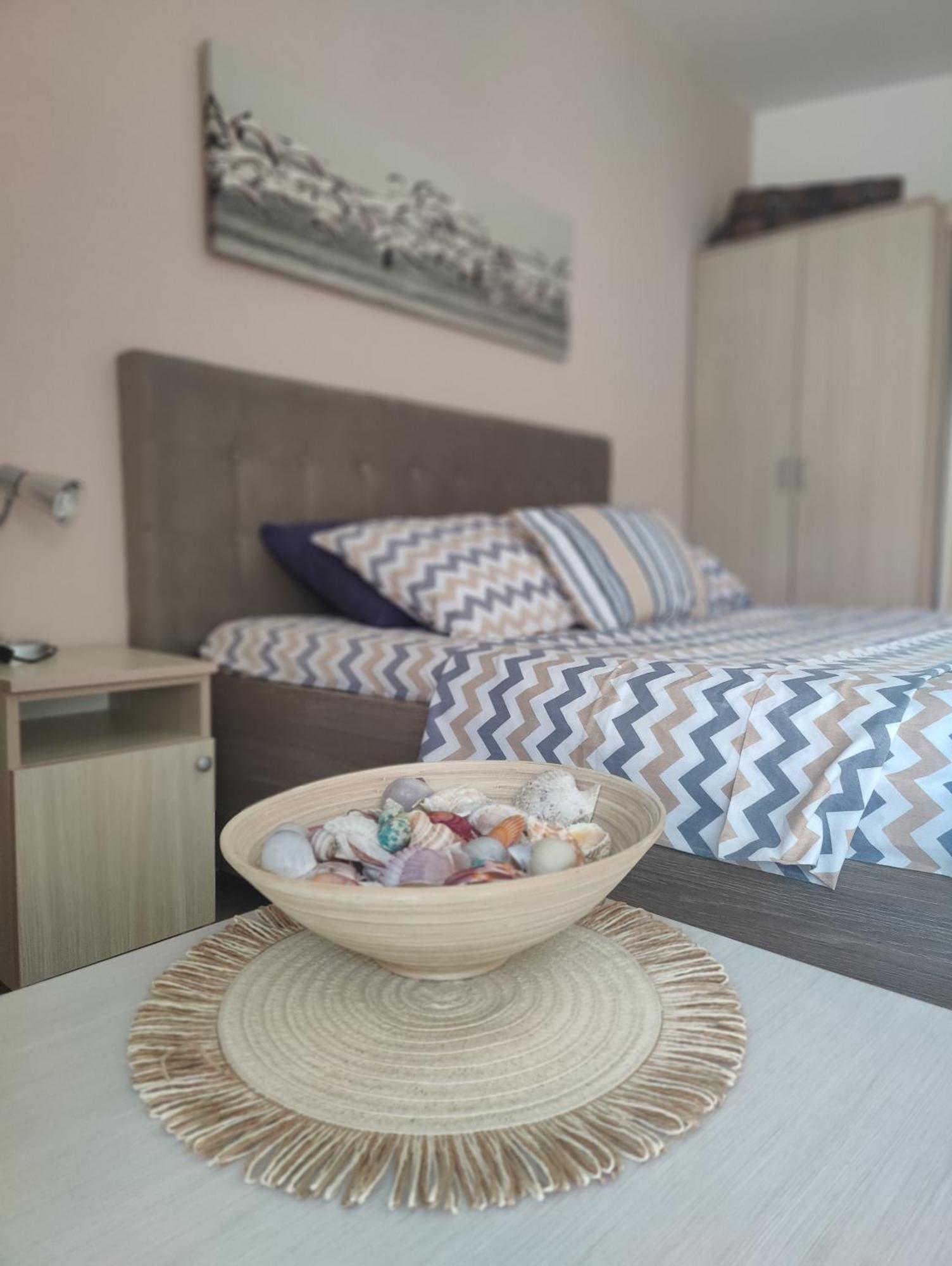 Miro Guesthouse Tivat Luaran gambar
